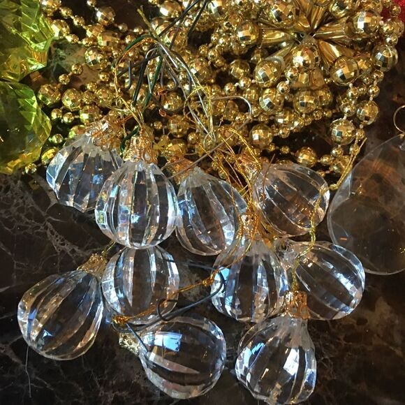 10 SMALL Crystal Clear Faceted Drops! - Picture 3 of 17